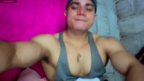 Dylangusss online show from 01/10/26, 01:18