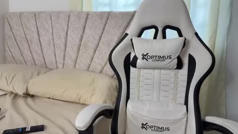 Dylangusss online show from 04/16/26, 11:44