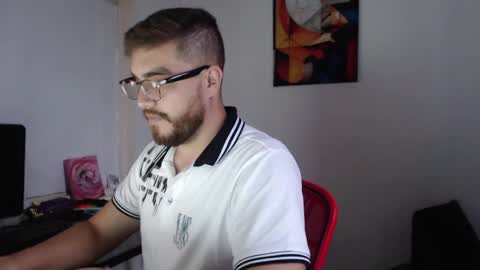 Snapshot of dylanhot10 chatting on 02/10/25, 10:51 dylanhot10 online show from 02/10/25, 10:51