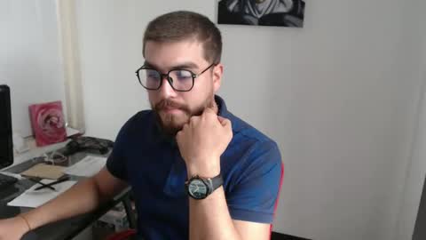 Snapshot of dylanhot10 chatting on 12/05/25, 07:54 dylanhot10 online show from 12/05/25, 07:54