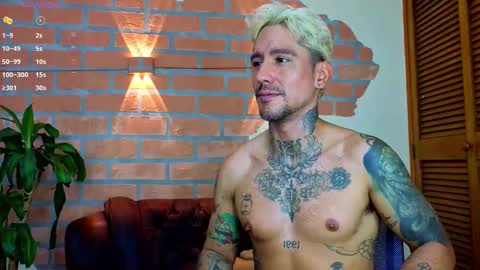 D Y L A N online show from 09/23/25, 09:29