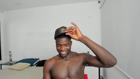 Dylan Taylor online show from 02/01/25, 06:54