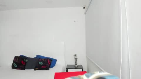 Dylan Taylor online show from 02/11/25, 09:53