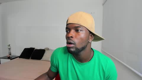 Dylan Taylor online show from 03/05/25, 03:29