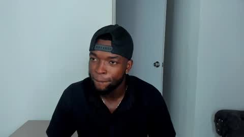 Dylan Taylor online show from 09/10/25, 02:33