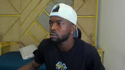 Dylan Taylor online show from 10/21/25, 04:24