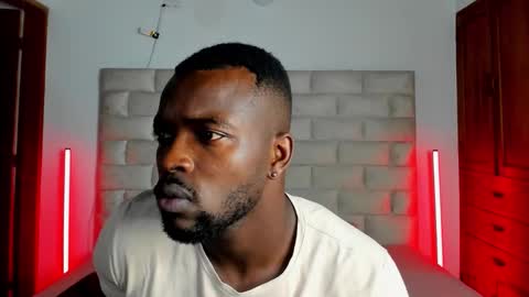 Dylan Taylor online show from 03/02/26, 03:52