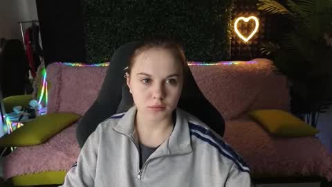 Dyna online show from 09/14/25, 01:49