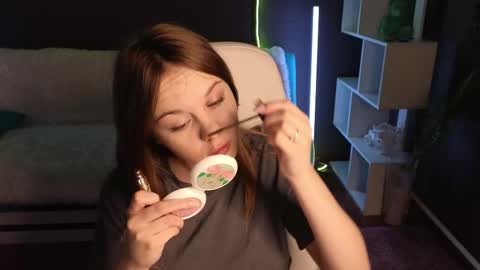 Dyna online show from 09/28/25, 01:55