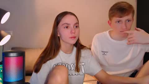 Snapshot of dyrinda chatting on 12/14/24, 11:12 Julia and Dima online show from 12/14/24, 11:12