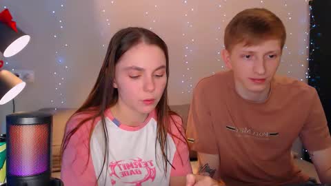 Snapshot of dyrinda chatting on 12/17/24, 08:54 Julia and Dima online show from 12/17/24, 08:54