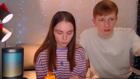 Snapshot of dyrinda chatting on 12/22/24, 07:52 Julia and Dima online show from 12/22/24, 07:52