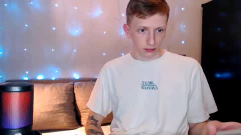 Snapshot of dyrinda chatting on 09/10/25, 11:16 Julia and Dima online show from 09/10/25, 11:16