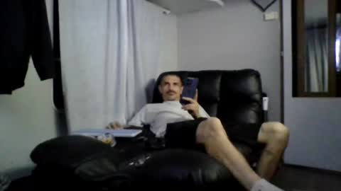 Snapshot of dzznutzz9 chatting on 07/10/26, 08:07 dzznutzz9 online show from 07/10/26, 08:07