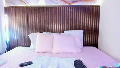 Call me Sofia online show from 12/17/25, 08:15