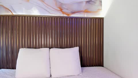 Call me Sofia online show from 03/13/26, 08:15