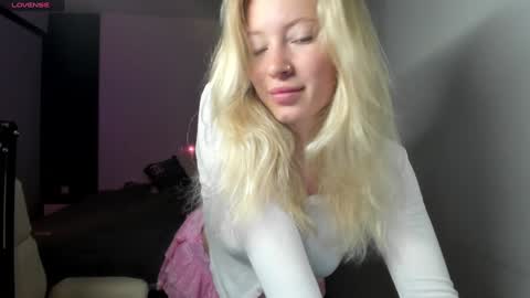 fansly - yourbestbaby online show from 12/31/24, 03:12