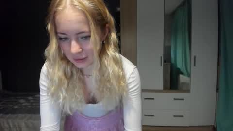 fansly - yourbestbaby online show from 12/20/25, 04:08