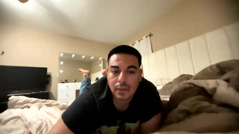 Snapshot of e_lord26 chatting on 02/01/26, 02:26 e_lord26 online show from 02/01/26, 02:26