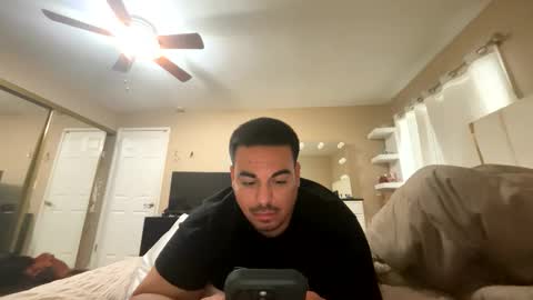 Snapshot of e_lord26 chatting on 02/05/26, 09:30 e_lord26 online show from 02/05/26, 09:30