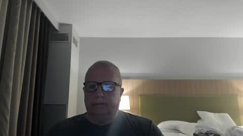 Mr Wonderful online show from 09/25/25, 02:32