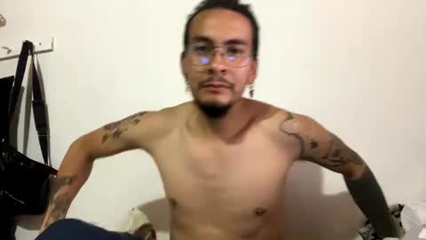 eaquintero629 online show from 01/12/25, 10:22