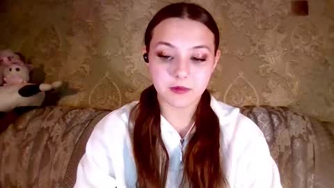 Snapshot of earlenegadsden chatting on 02/05/26, 03:05 Yuni online show from 02/05/26, 03:05