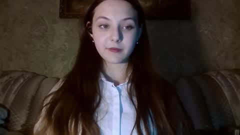 Snapshot of earlenegadsden chatting on 02/19/26, 03:30 Yuni online show from 02/19/26, 03:30