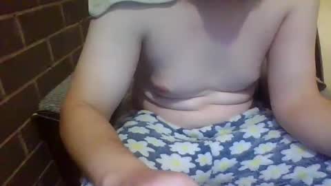 Snapshot of earlporn chatting on 03/11/25, 06:30 Earl online show from 03/11/25, 06:30