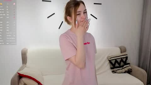 Jess online show from 04/22/26, 04:37