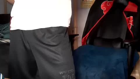 TWITTER   INSTAGRAM    easybreezy20   ONLINE 1230 AM TO 7AM online show from 12/14/24, 06:24