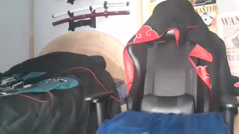 TWITTER   INSTAGRAM    easybreezy20   ONLINE 1230 AM TO 7AM online show from 02/08/25, 07:04