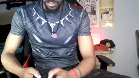 TWITTER   INSTAGRAM    easybreezy20   ONLINE 1230 AM TO 7AM online show from 11/24/25, 06:35