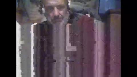 Snapshot of easye4015 chatting on 11/23/25, 01:44 Easye online show from 11/23/25, 01:44