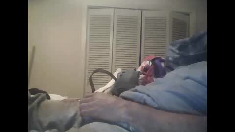 Easye online show from 12/21/25, 05:20