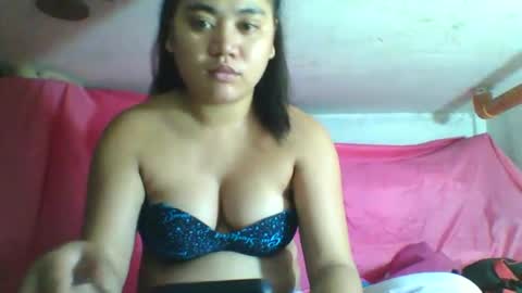 Snapshot of eatallucanpussypinay chatting on 10/15/25, 11:38 eatallucanpussypinay online show from 10/15/25, 11:38