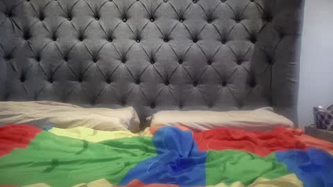 Nadia Ferreira  online show from 02/03/26, 01:49