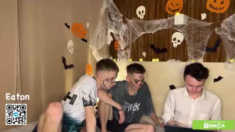 eaton_ online show from 10/31/25, 05:58