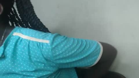 Snapshot of eatuupx chatting on 01/26/25, 12:58 eatuupx online show from 01/26/25, 12:58