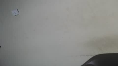 Snapshot of eatuupx chatting on 01/28/25, 01:16 eatuupx online show from 01/28/25, 01:16