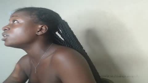 Snapshot of eatuupx chatting on 01/31/25, 10:31 eatuupx online show from 01/31/25, 10:31