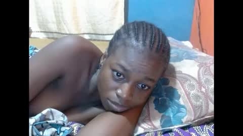 Snapshot of eatuupx chatting on 10/01/25, 02:39 eatuupx online show from 10/01/25, 02:39