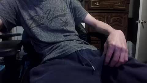eazyduzit24 online show from 04/26/26, 05:27