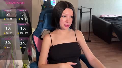 Snapshot of eazylove156 chatting on 09/25/25, 07:56 Michael online show from 09/25/25, 07:56