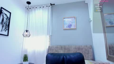      online show from 10/22/25, 11:54