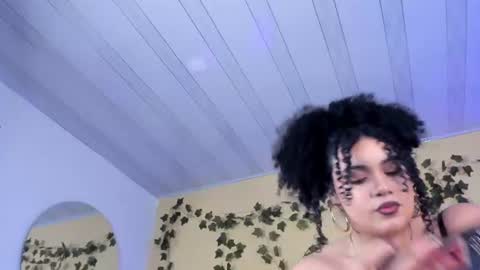 Snapshot of ebonnyrosee chatting on 08/01/26, 08:08 Sol online show from 08/01/26, 08:08