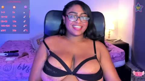 ebony__queen2 online show from 04/21/26, 02:51