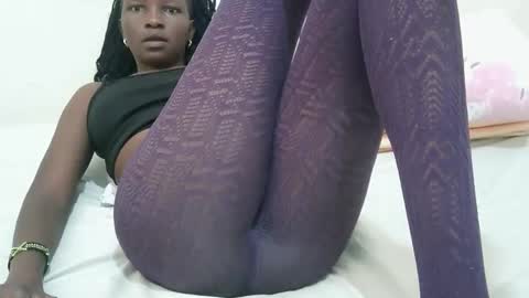 ebony_babbe online show from 12/01/25, 08:30