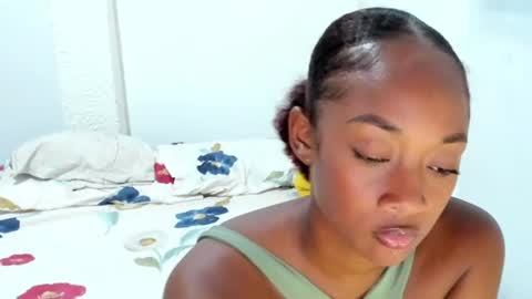 Snapshot of ebony_banks chatting on 07/05/26, 03:34 Liz online show from 07/05/26, 03:34