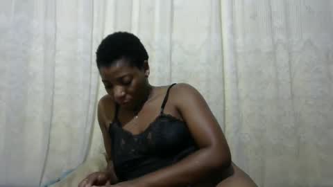 ebony_candy1998 online show from 03/16/26, 07:51
